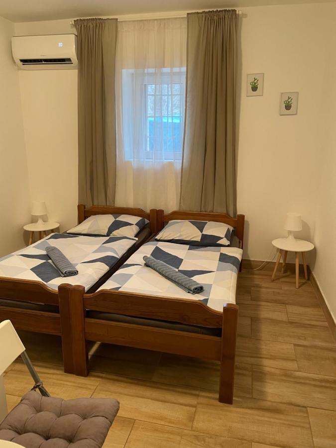 Hotel Nine Sveti Juraj Esterno foto