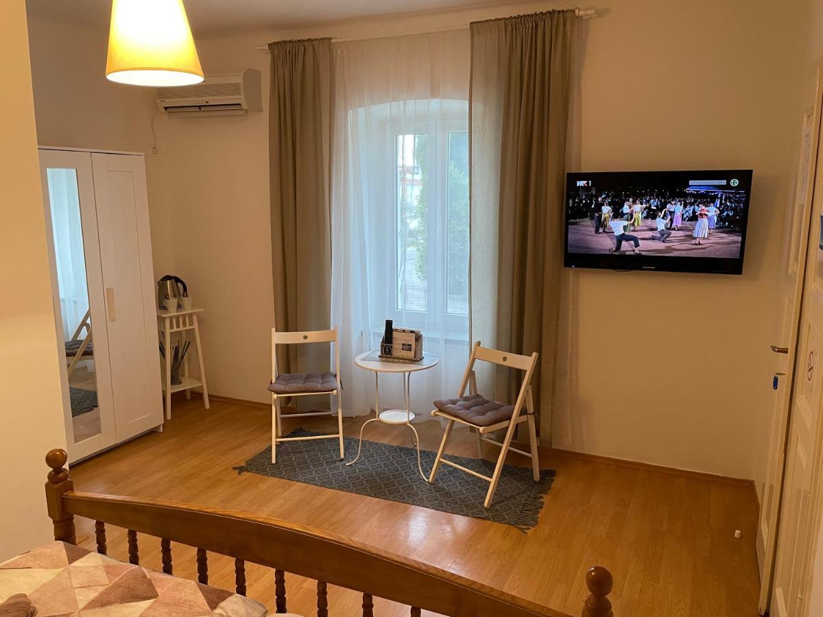 Hotel Nine Sveti Juraj Esterno foto